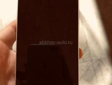 Продаю 12 iPhone 