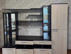 Стенка в гостиную . Доставка обговаривается 