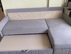 Угловой диван . Доставка обговаривается