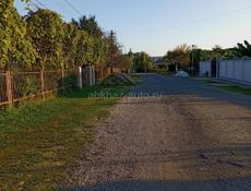 Ровный участок со строением (дом под снос )