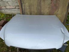 Капот на Марк икс