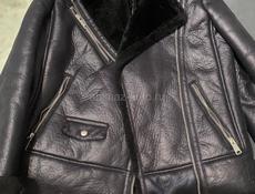 Продам, одевалось два раза