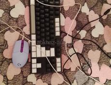 Клава и мышка , в отличном состоянии 