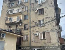 2,5 комнатная квартира , центр Гагры ...