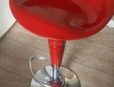 Кухня с барной стойкой