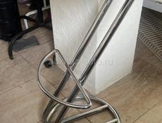 Кухня с барной стойкой