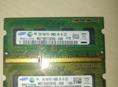 два модуля оперативной памяти Samsung SO-DIMM DDR3