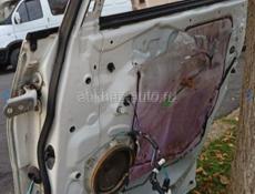 Дверь от тойота Альфард  2005