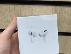 Новые наушники AirPods Pro