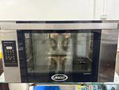 Конвекционная печь UNOX 