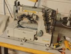 Швейная машинка 