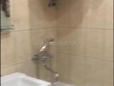 Сдаётся трёхкомнатная квартира.