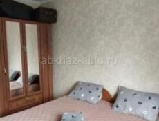 Срочно заходи и живи квартира в Пицунде . 