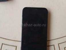 Продается айфон 12 срочно 