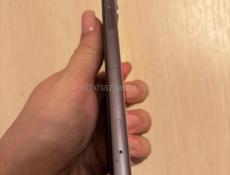 Продам айфон 11