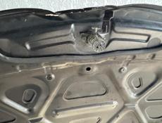 Бампер и капот от ская