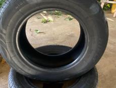 две шины новые