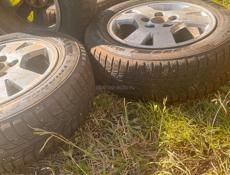 Продам резину с дисками 