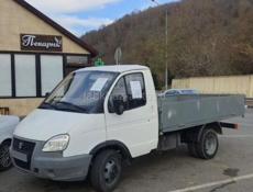 Land Rover 90 Defender