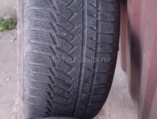 Две зимние шины за 4000т 