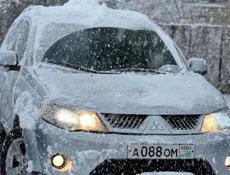 Mitsubishi Outlander XL