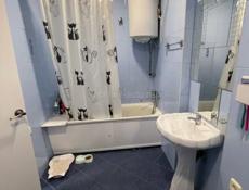 Продается трехкомнвтная на Массиве