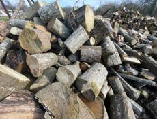 Дрова , граб , альха , липа . 