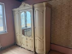 Шкаф , кровать 