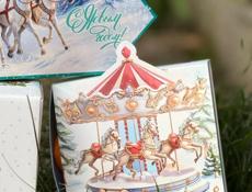 Подарочные коробки, новогодние композиции.