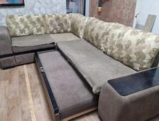 Угловой диван