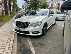 Mercedes-Benz E-Класс