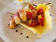 Повар с многолетней практикой. Профессиональной кухни. Способный эффективно работать. 