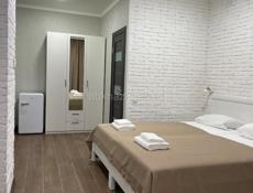 В самом центре Сухума сдаются чистые и уютные номера со всеми условиями, для комфортного отдых