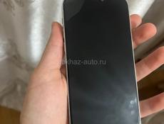 Продаю телефон торг уместен