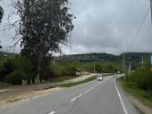 Продается земельный участок на новом районе вдоль дороги 