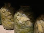 Продаётся соление из фасоли и лопуха 