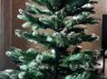 Продам елку и гирлянду -росу