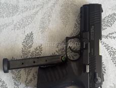 охолощенный пистолет  Blow Tr 92 autо 