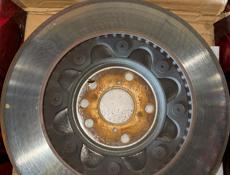 Тормозные диски Lexus Gs F