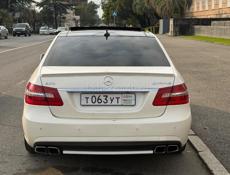 Mercedes-Benz E-Класс