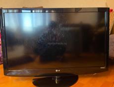 Телевизор LG (42LH2000) 