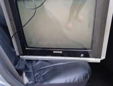 ПРОДАМ БОЛЬШОЙ ТЕЛЕВИЗОР С ПУЛЬТОМ 54. СМ!! 