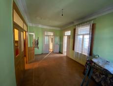 Продается капитальный двухэтажный дом