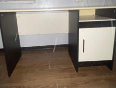 Письменный стол 