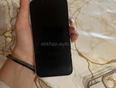 продаю айфон 14 128г