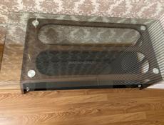 Продается стеклянный стол, стекло высокого качества 