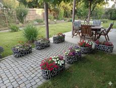 Цветочные вазоны 