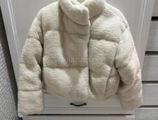 Продам куртку пуховик