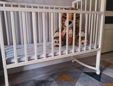 Детская кроватка б/у