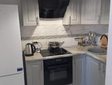 Сдаётся 2х комнатная квартира в центре Сухума на долгий срок 